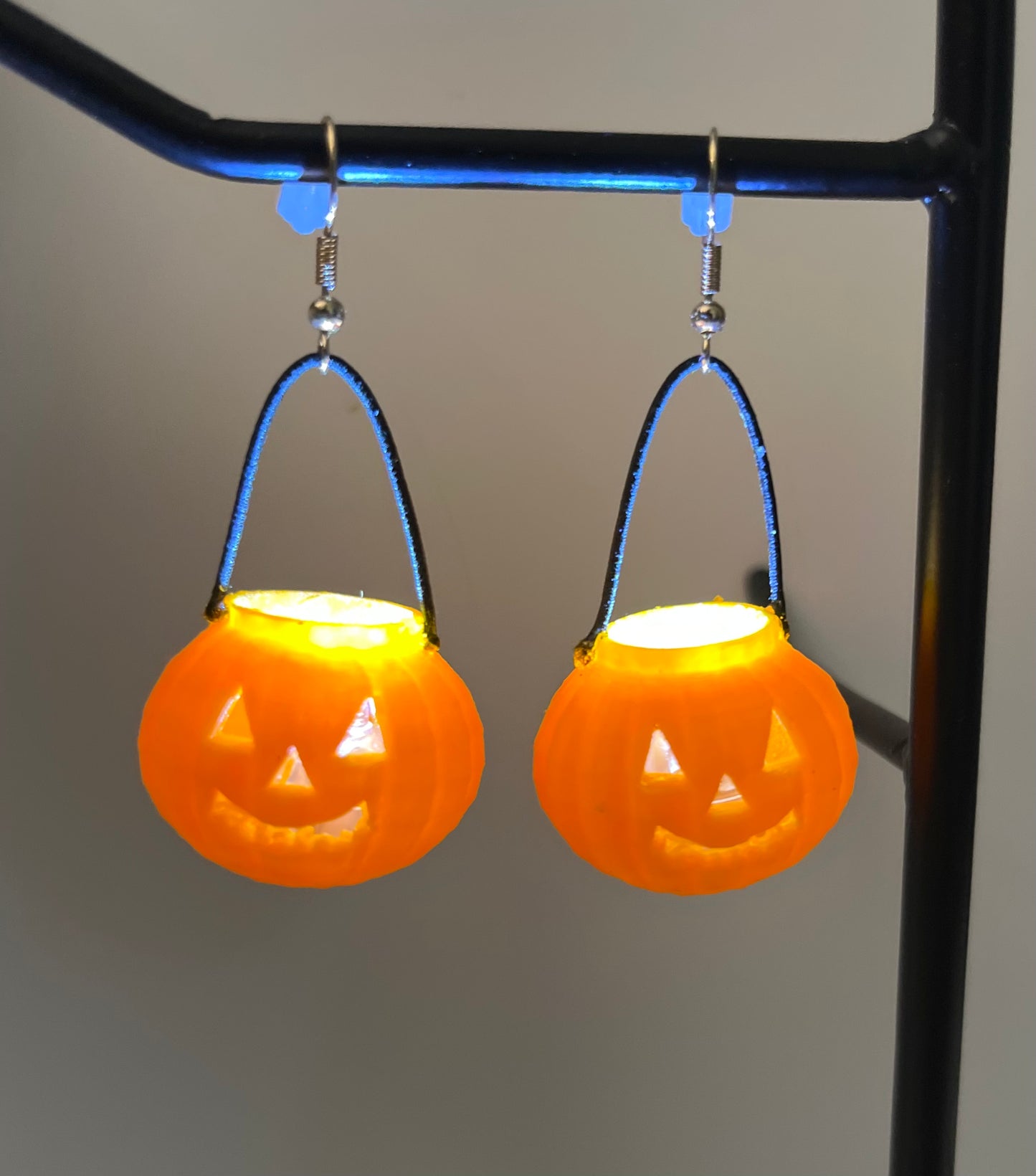 LIGHT UP EARRINGS