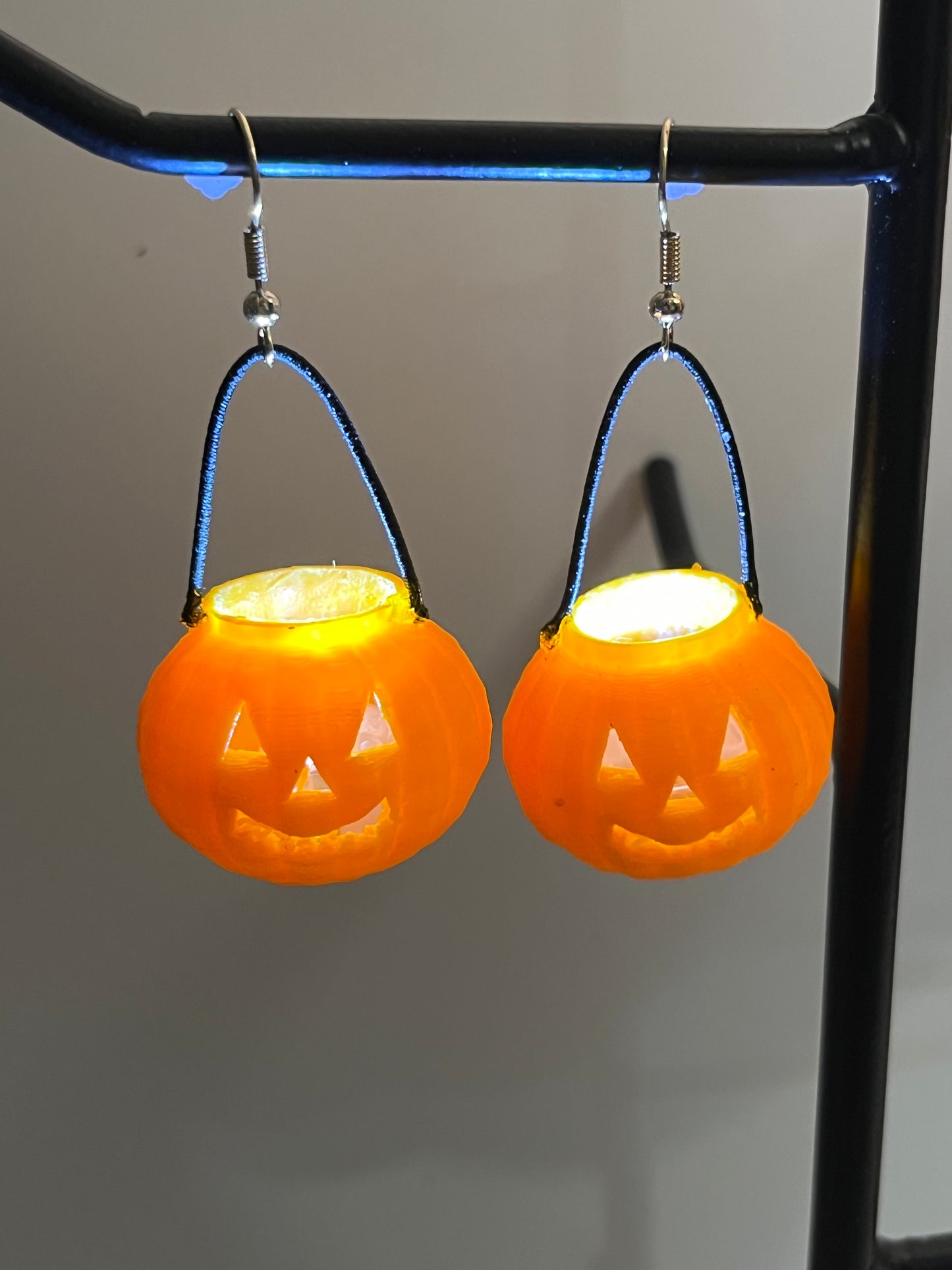 LIGHT UP EARRINGS